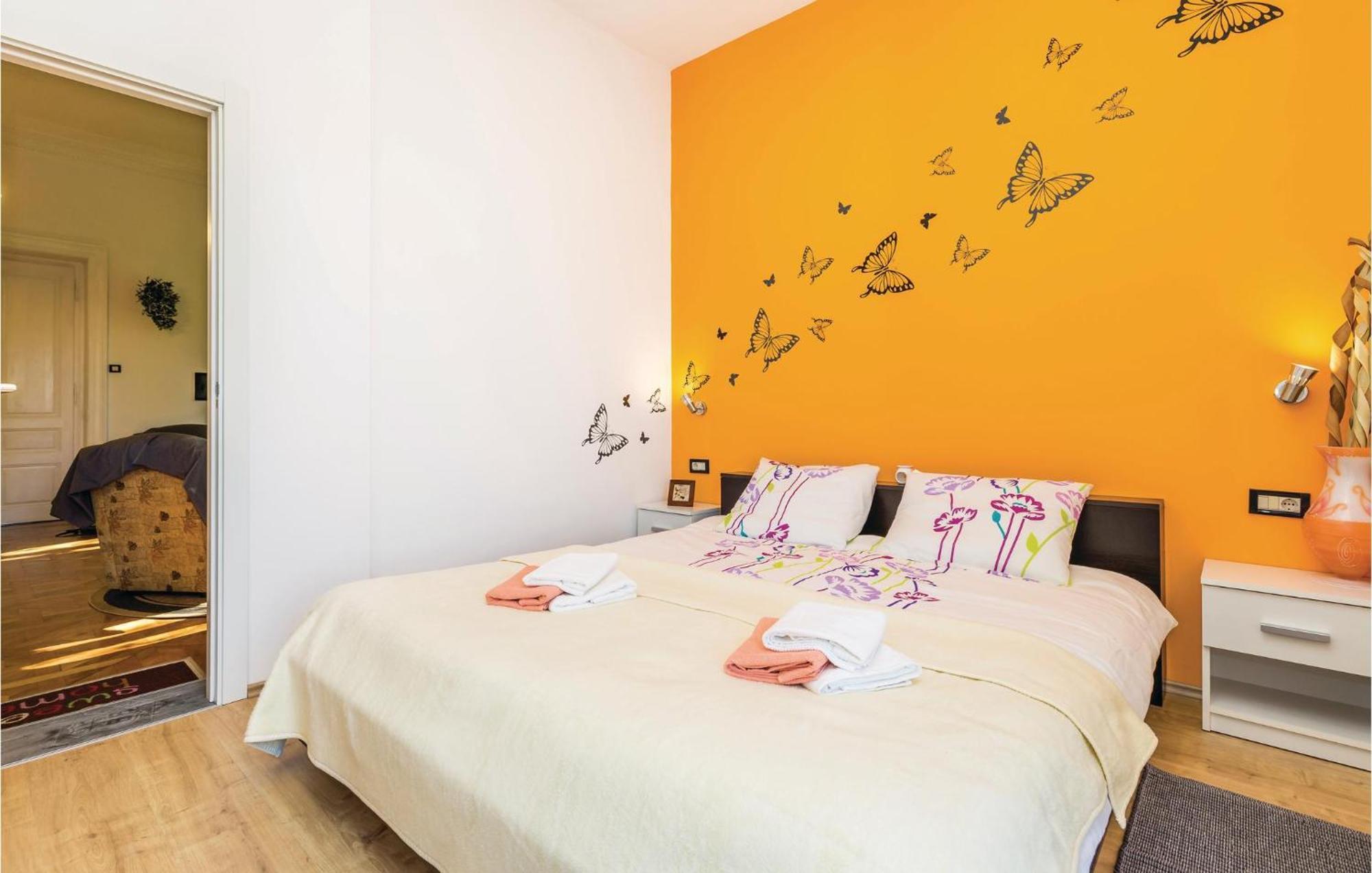 Amazing Apartment In Rijeka With Wifi Exterior foto