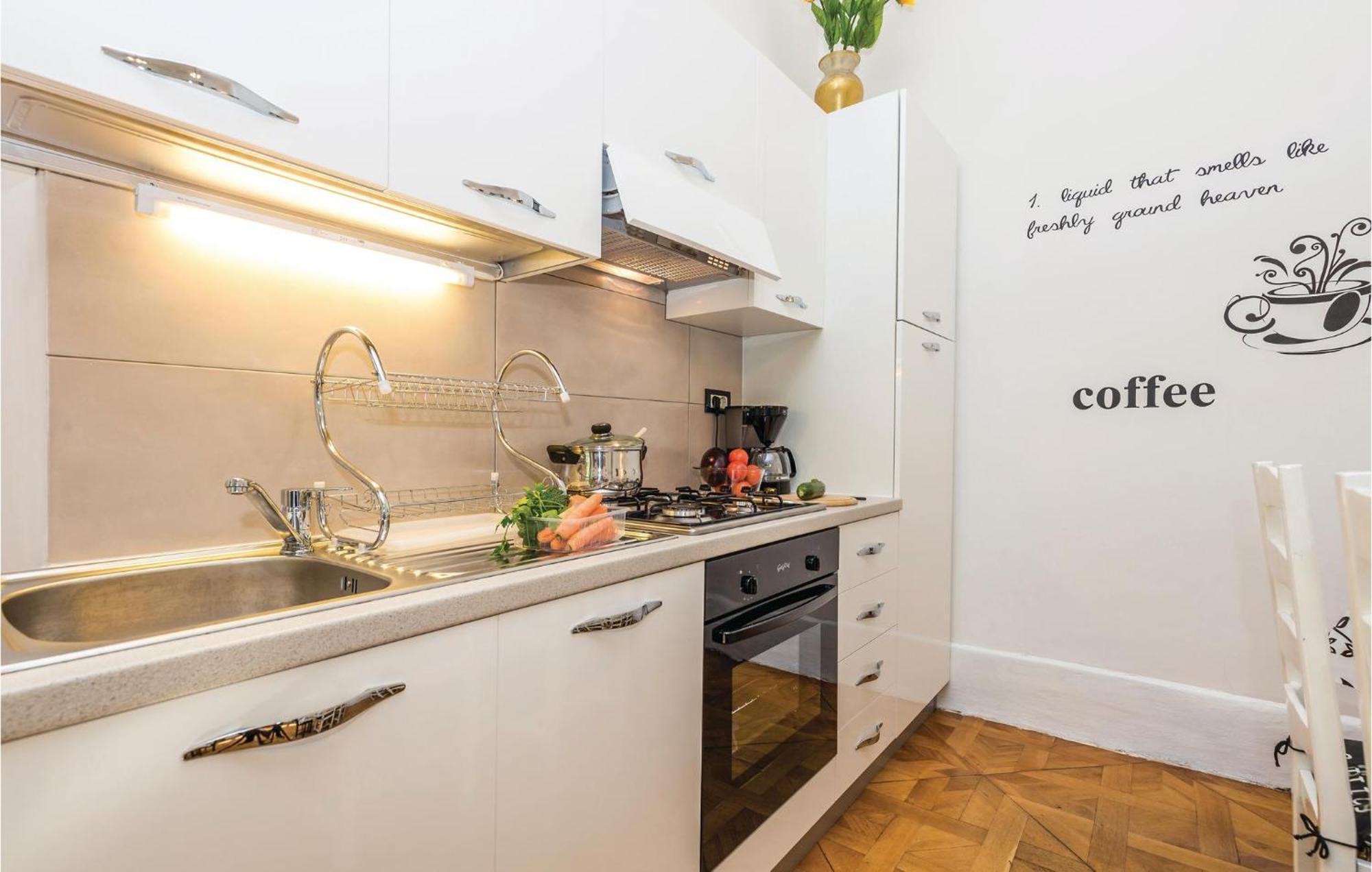 Amazing Apartment In Rijeka With Wifi Exterior foto