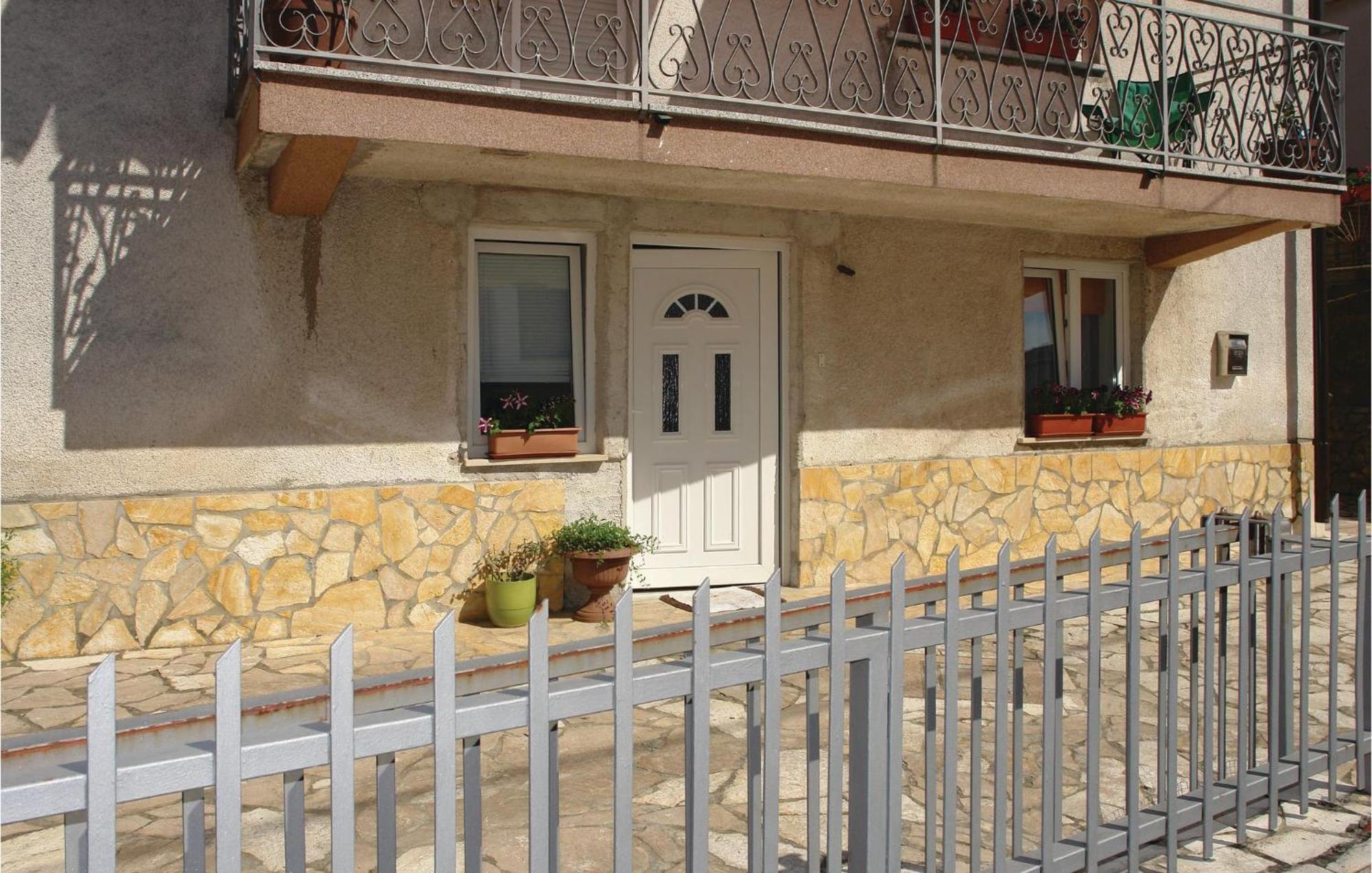 Amazing Apartment In Rijeka With Wifi Exterior foto